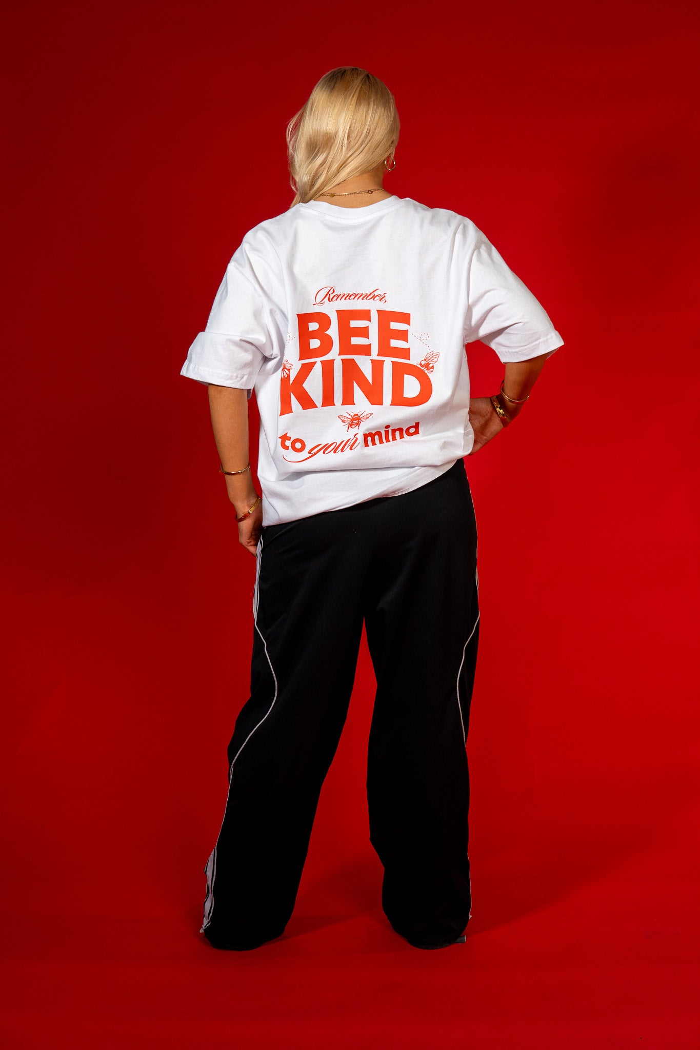 Bee Kind | Premium Heavyweight T-shirt White
