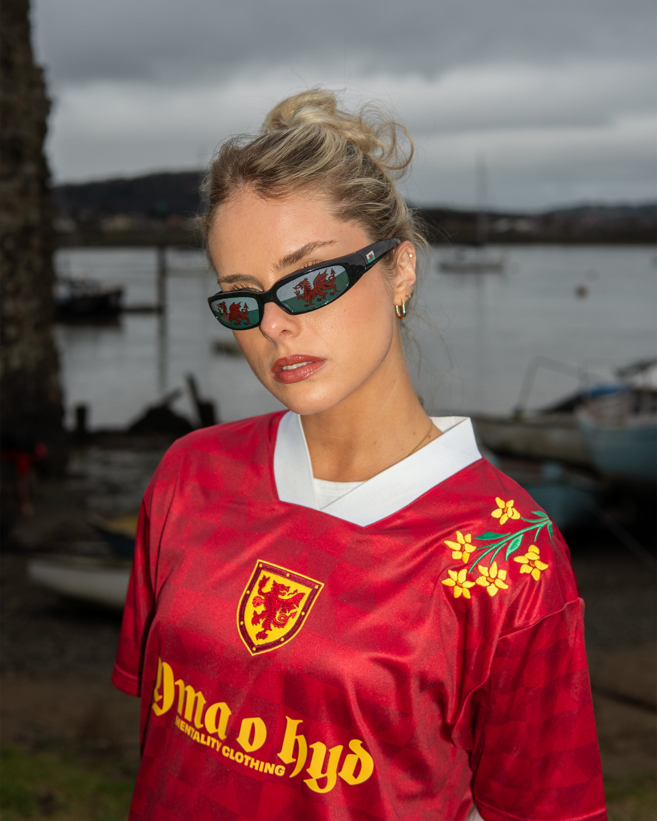 Yma o hyd retro jersey